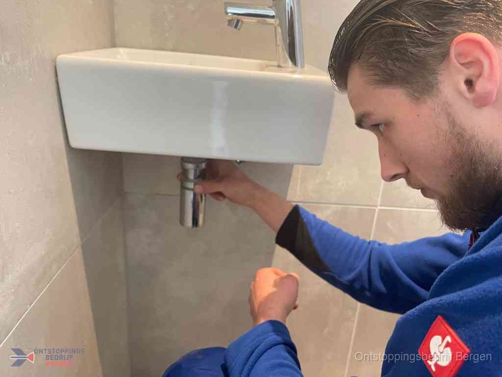 Wastafel Ontstoppen Bergen